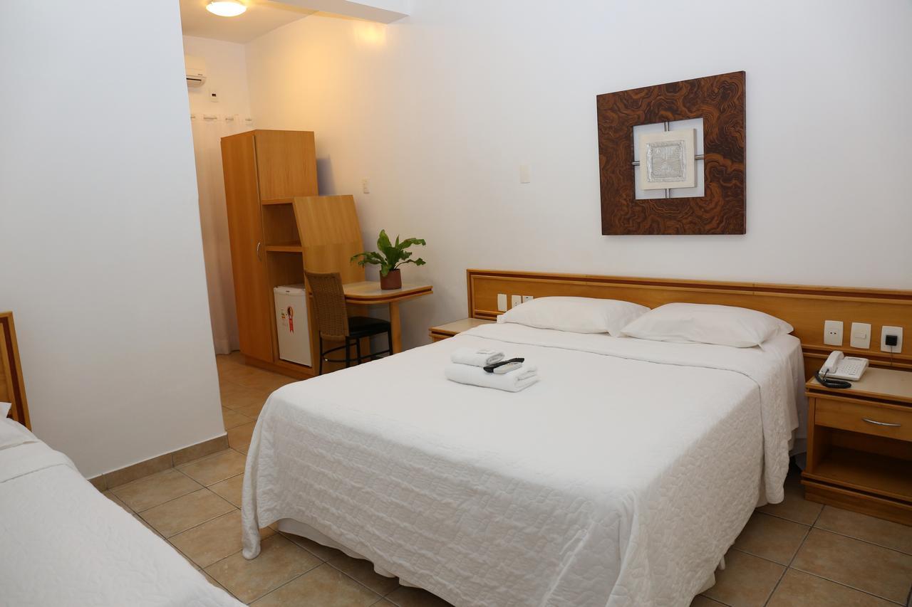 Licia Hotel Joao Pinheiro Kültér fotó