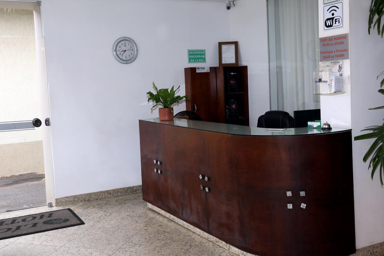 Licia Hotel Joao Pinheiro Kültér fotó