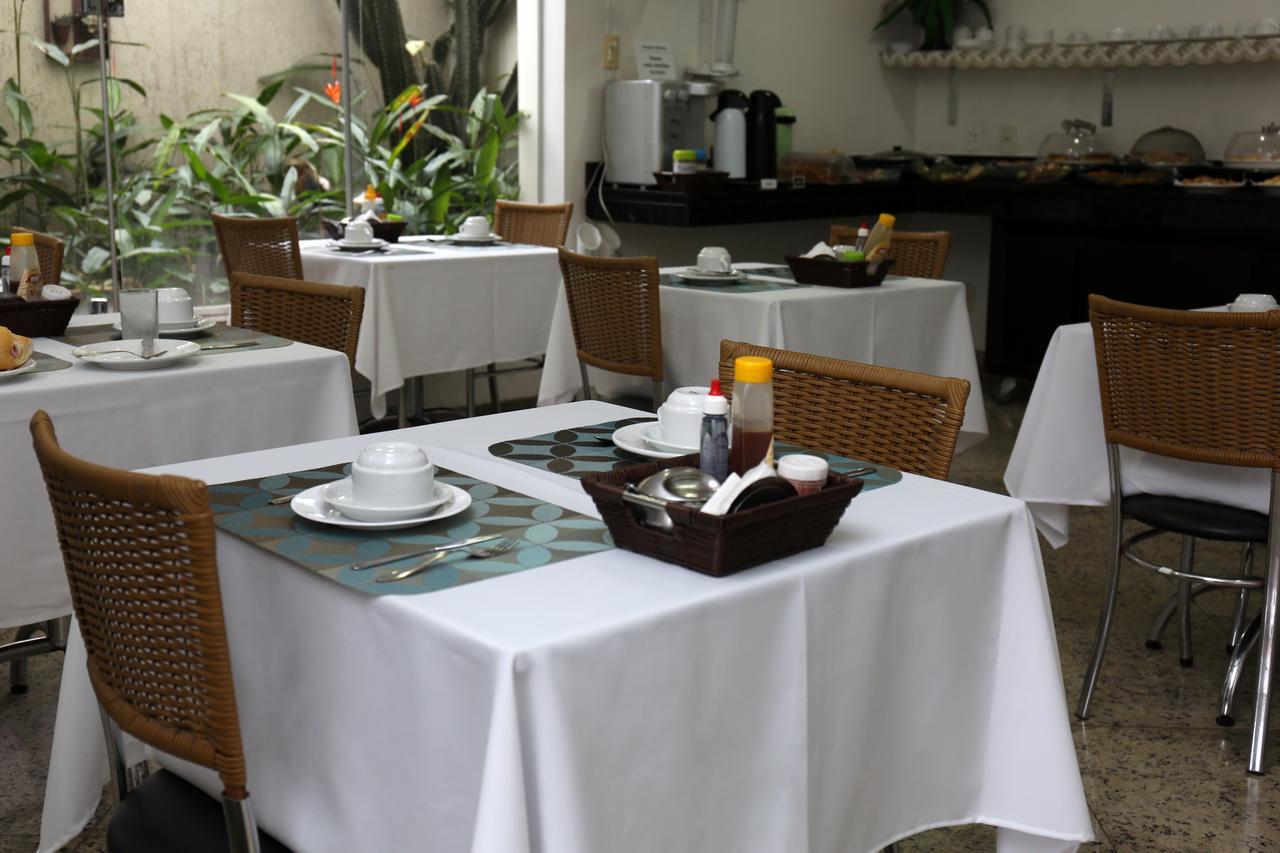 Licia Hotel Joao Pinheiro Kültér fotó