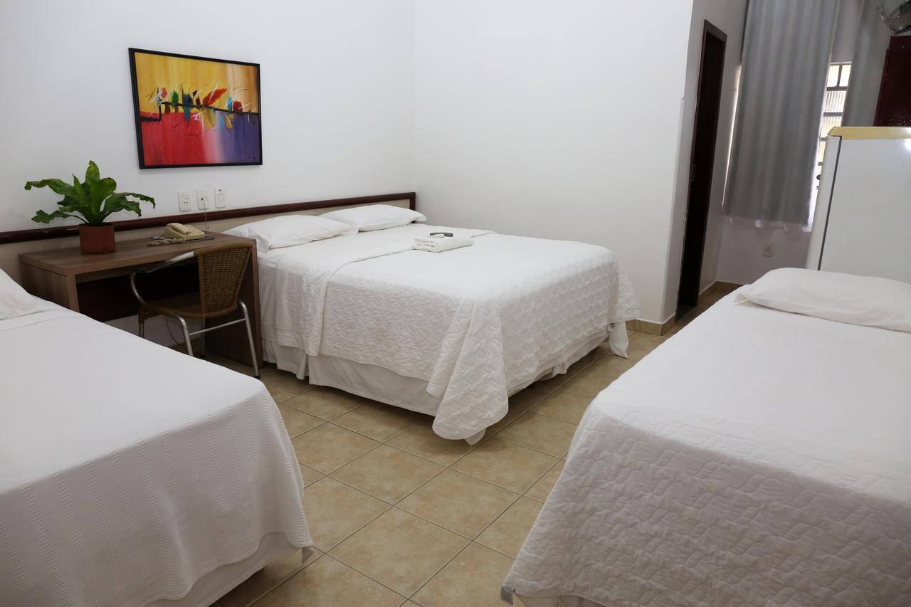 Licia Hotel Joao Pinheiro Kültér fotó
